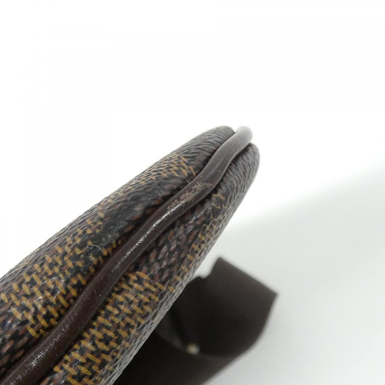 LOUIS VUITTON Damier Pochette Bossfort N51111 单肩包