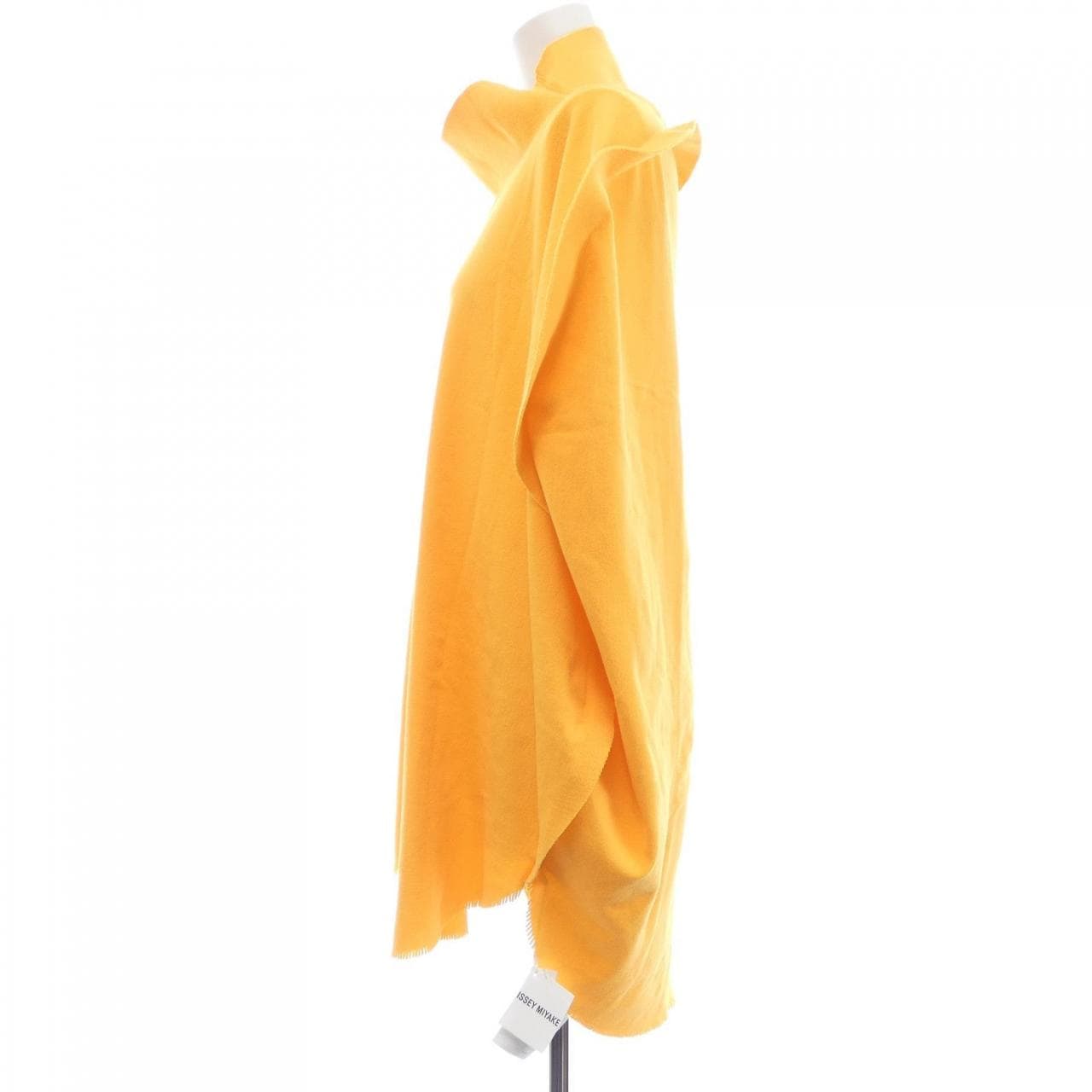 イッセイミヤケ ISSEY MIYAKE IM12KG813 トップス