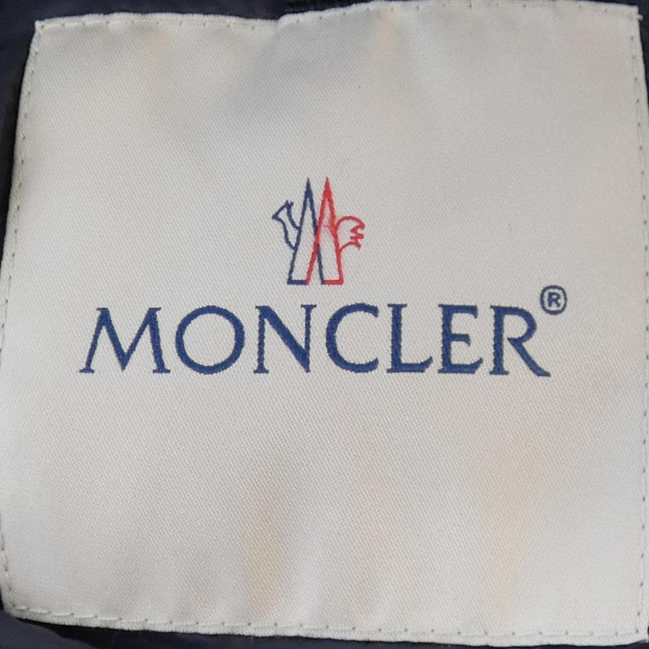 モンクレール MONCLER ダウンジャケット