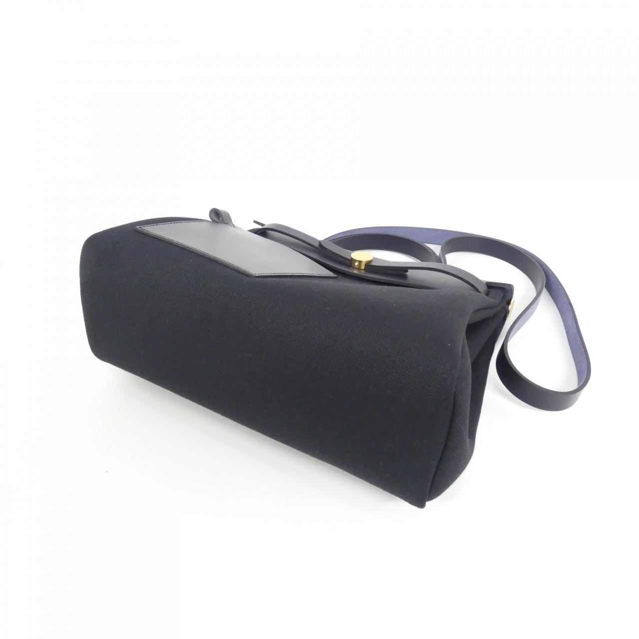 【未使用品】エルメス エールバッグジップポケット PM 087943CC バッグ