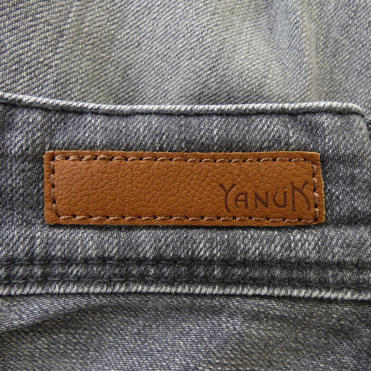 ヤヌーク YANUK パンツ