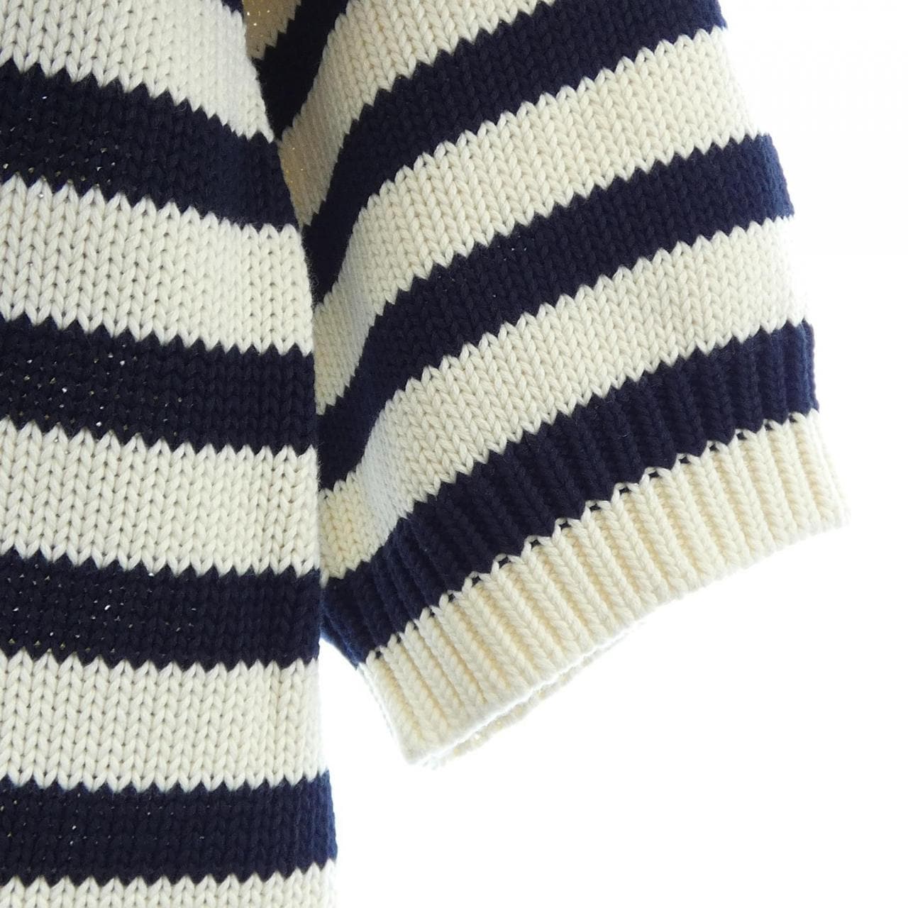 デミリー DEMYLEE ニット