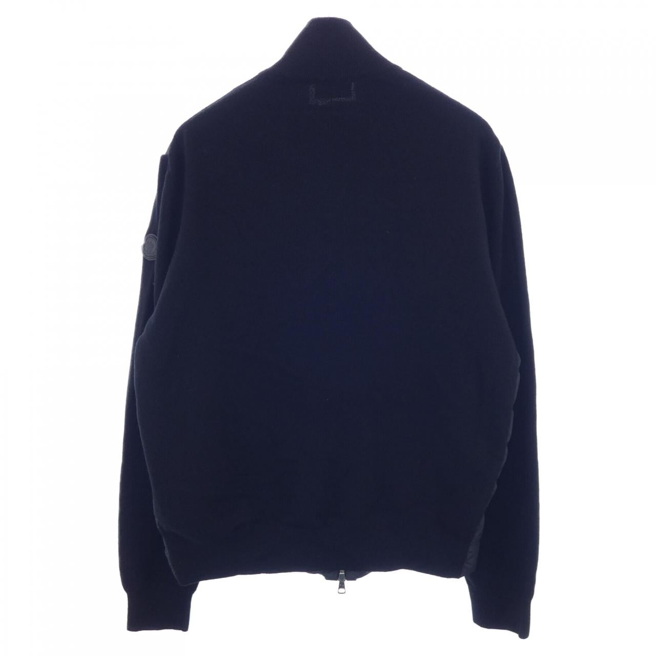 モンクレール MONCLER ダウンジャケット