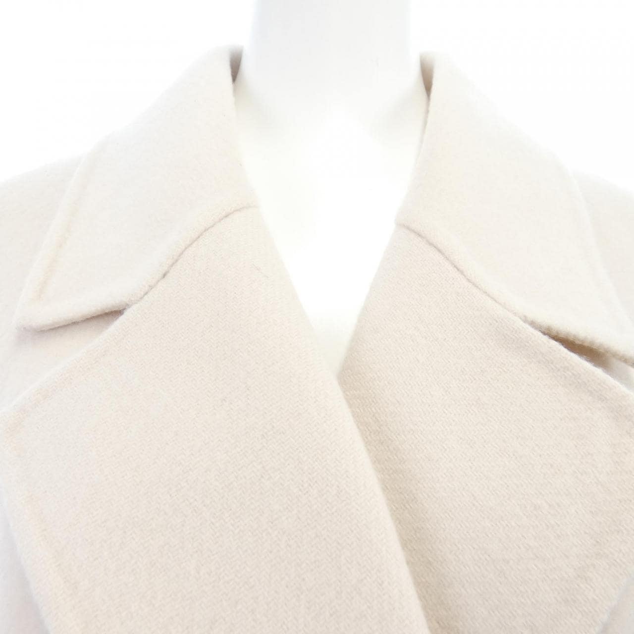 ニジュウサンク 23区 コート