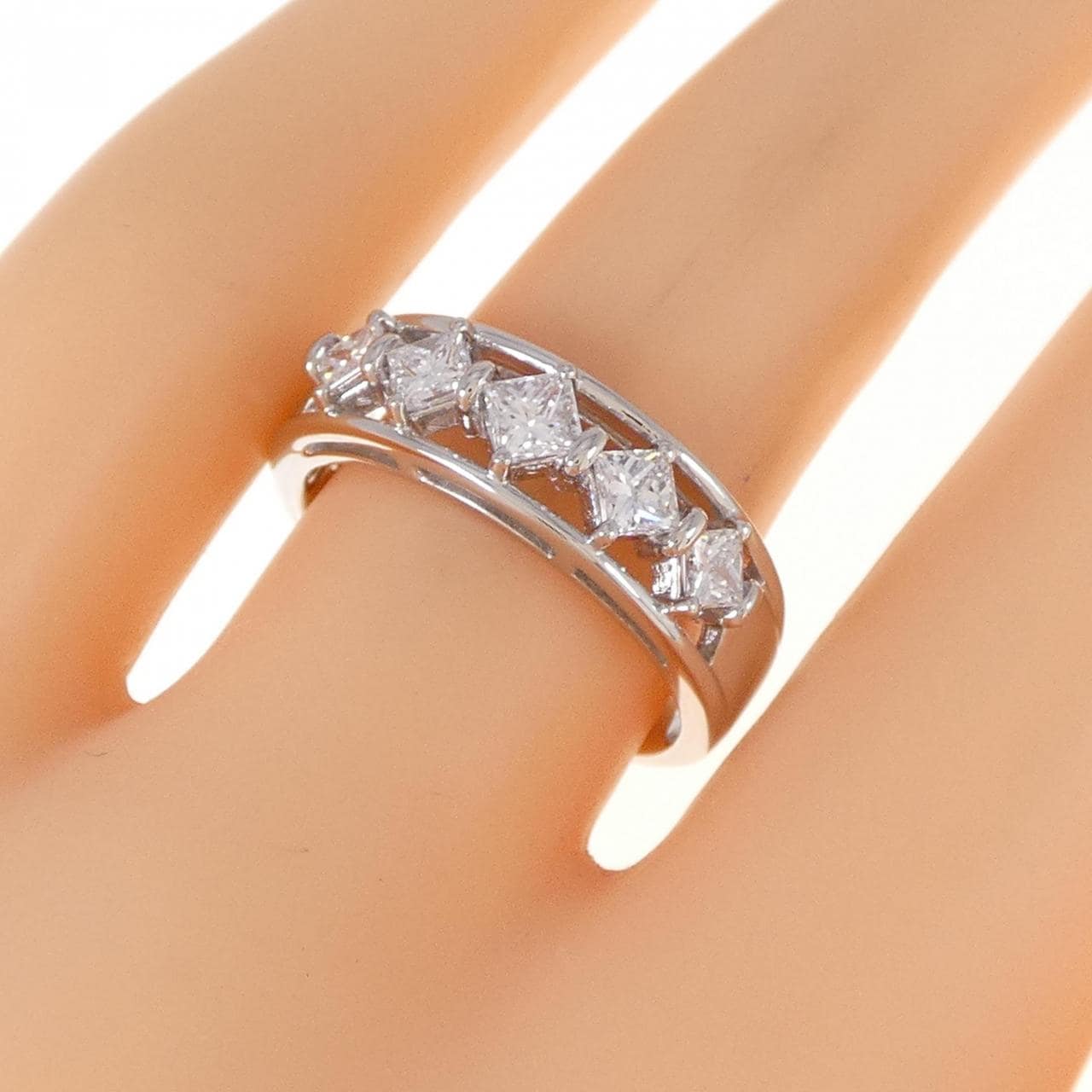 TASAKI Diamond Ring 0.72CT