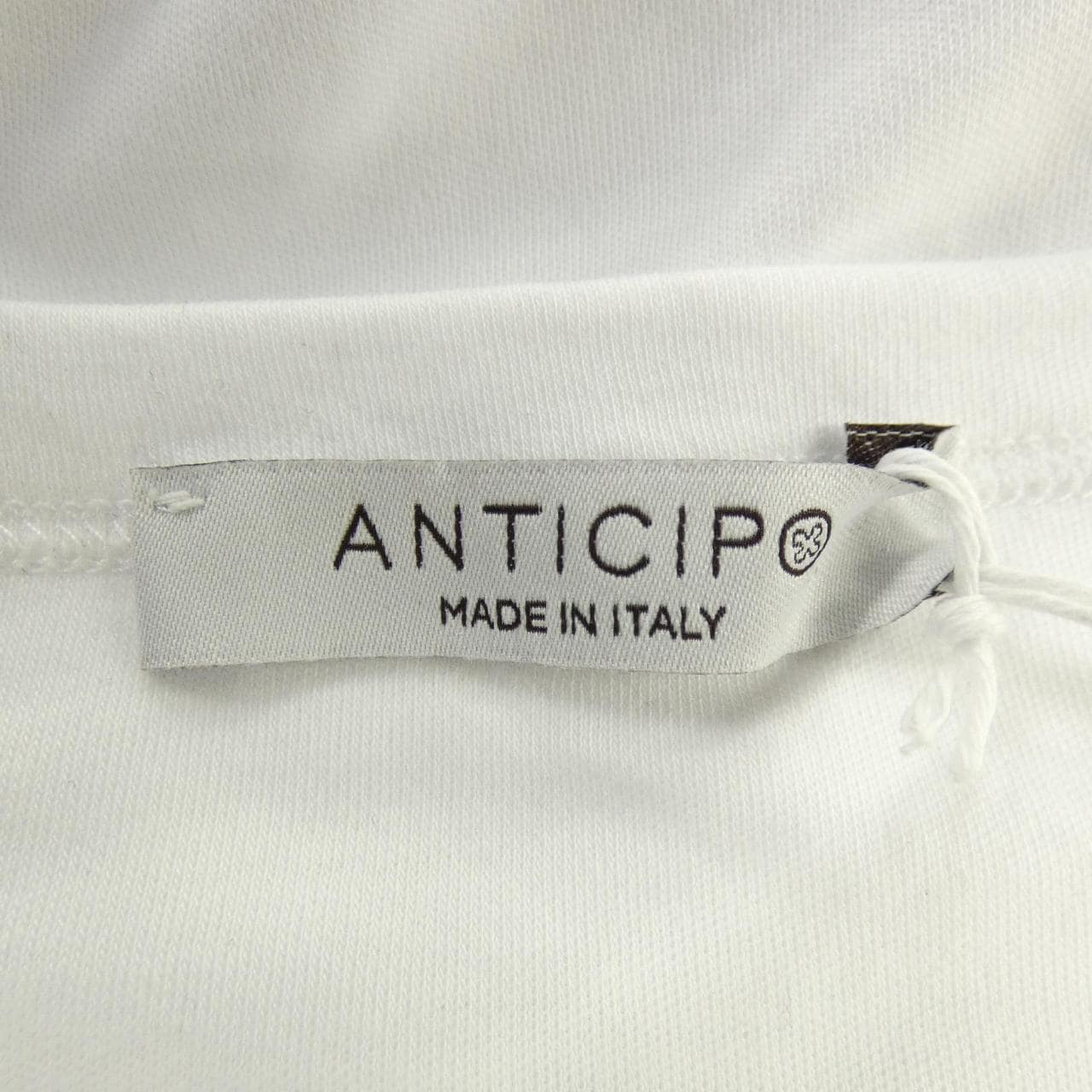 アンティーチポ ANTICIPO Tシャツ