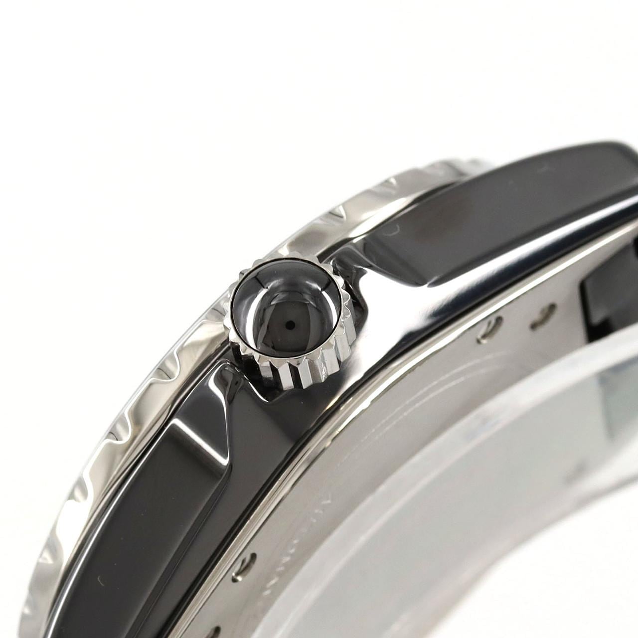 シャネル J12 38mmセラミック H0685 セラミック 自動巻