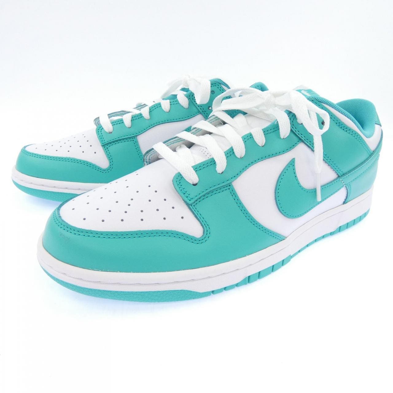 ナイキ NIKE DV0833-101 スニーカー