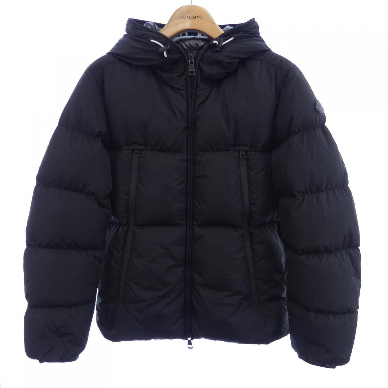 モンクレール MONCLER ダウンジャケット