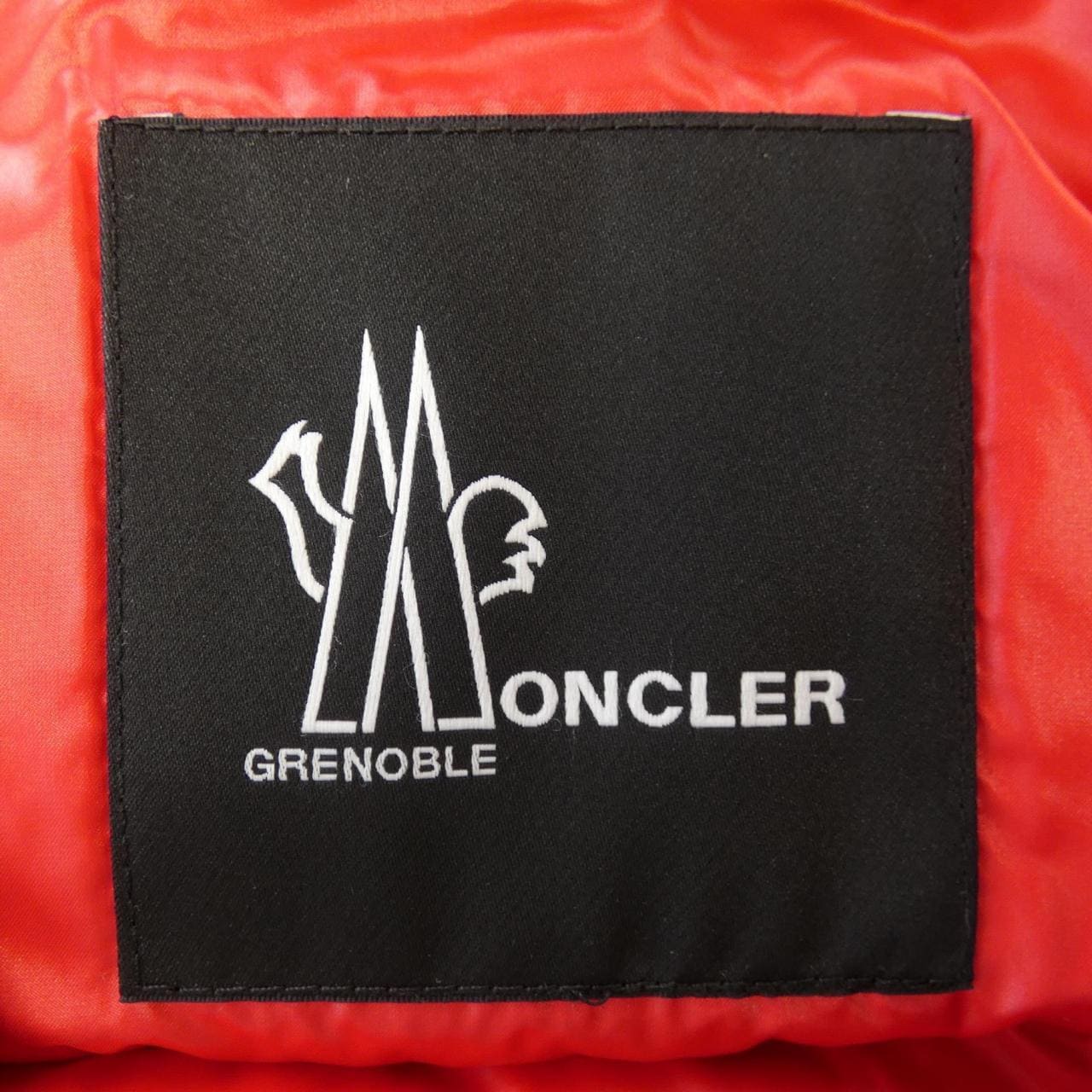 モンクレールグルノーブル MONCLER GRENOBLE ダウンジャケット