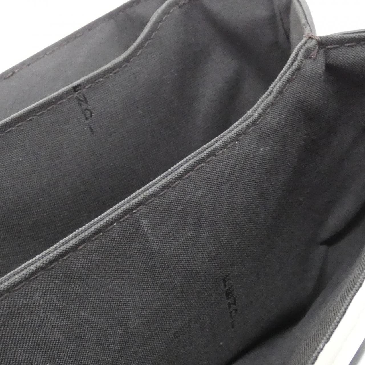 フェンディ 8BT329 W20 ショルダーバッグ