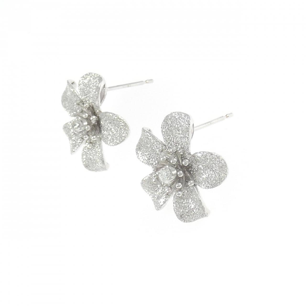 K18WG フラワー ダイヤモンド ピアス 0.10CT