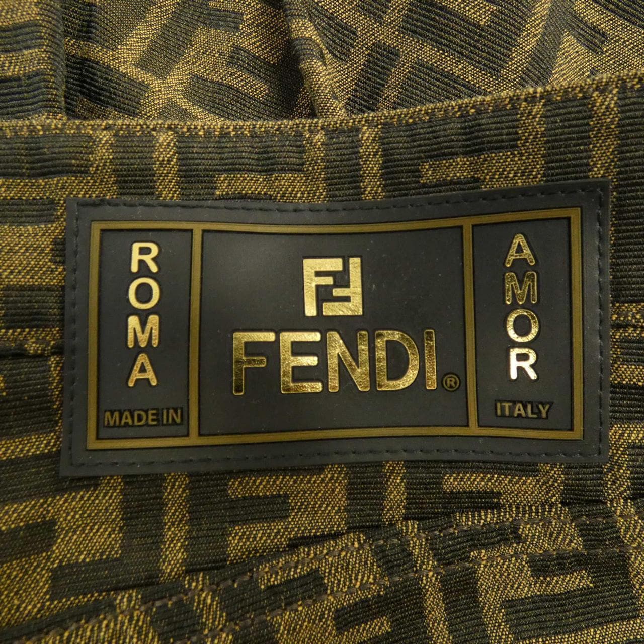 フェンディ FENDI FLP237 A6WJ パンツ