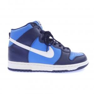 ナイキ NIKE スニーカー