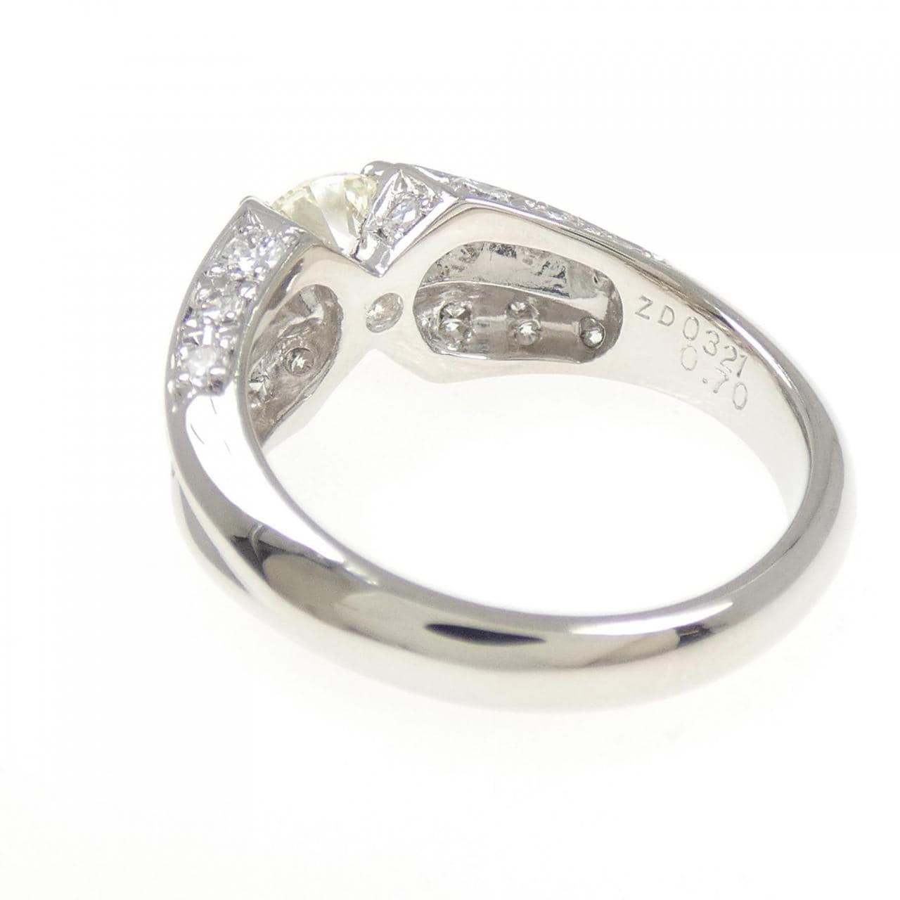 PT900 ダイヤモンド リング 1.015CT