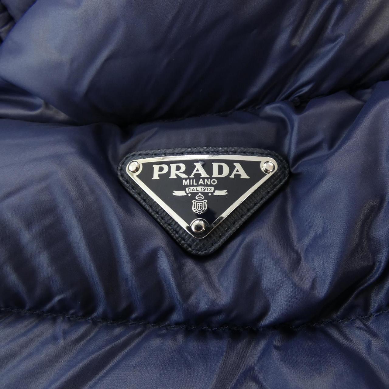 プラダ PRADA ダウンジャケット