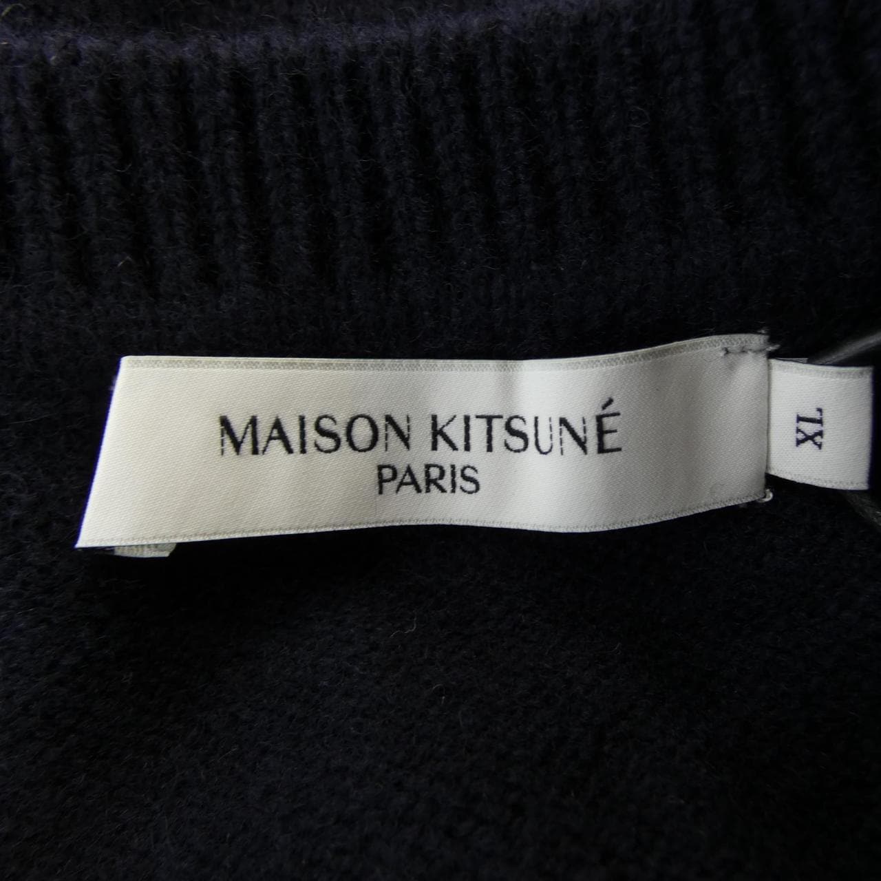 メゾンキツネ MAISON KITSUNE HM00502KT1006 ニット