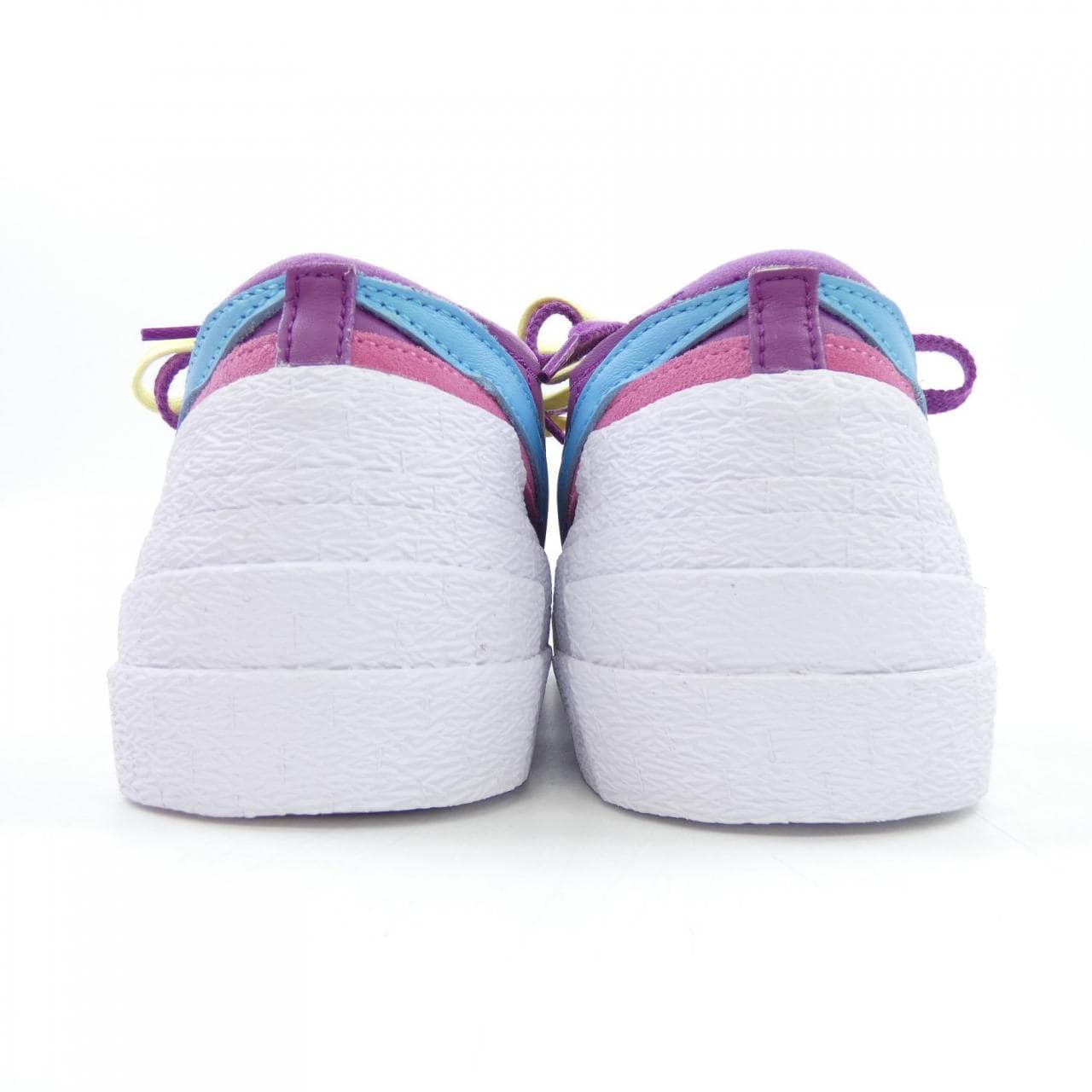 ナイキサカイ NIKE×SACAI KAWS　DM7091 スニーカー