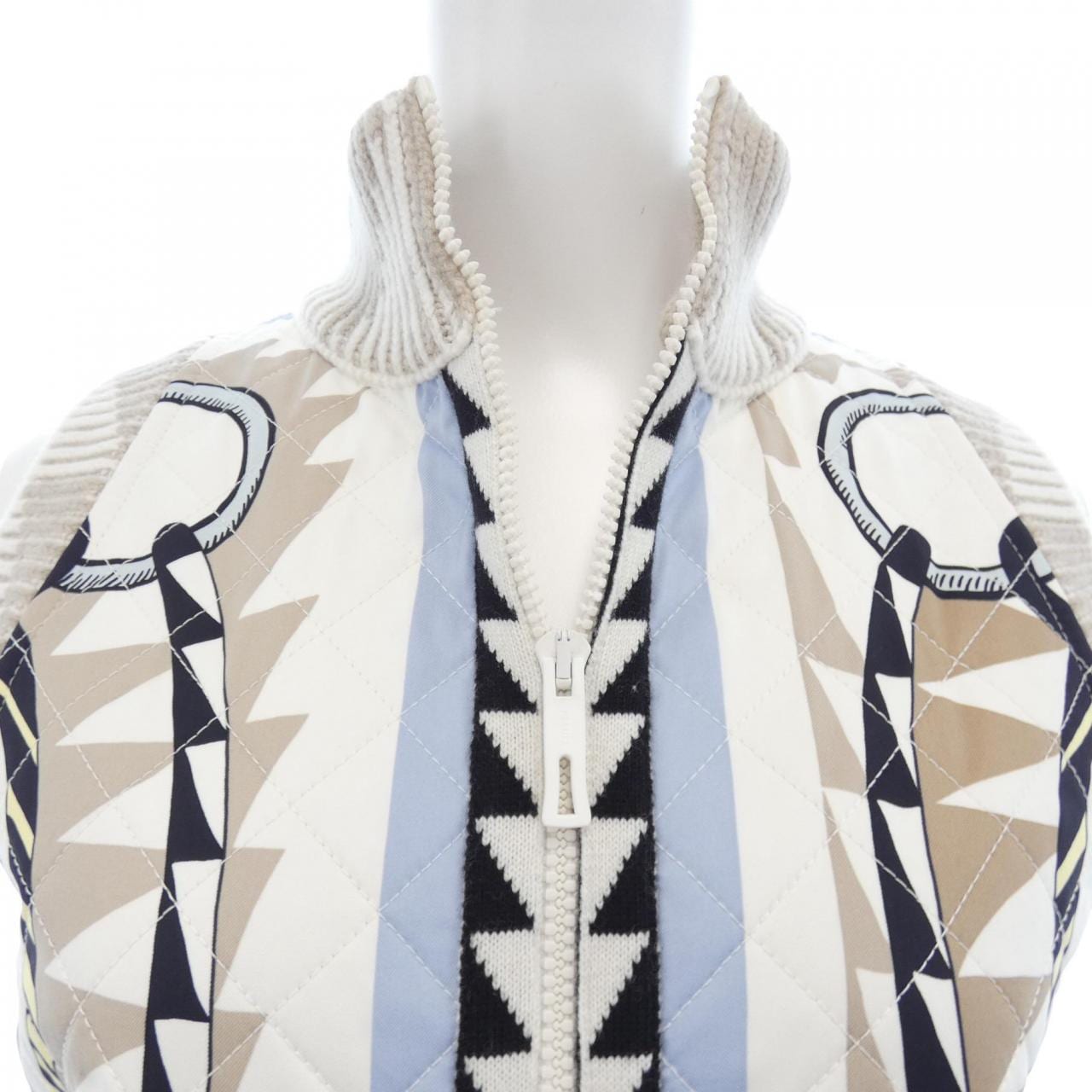 エルメス HERMES FIGURE ARTISTIQUE 3H2841DJ ダウンベスト