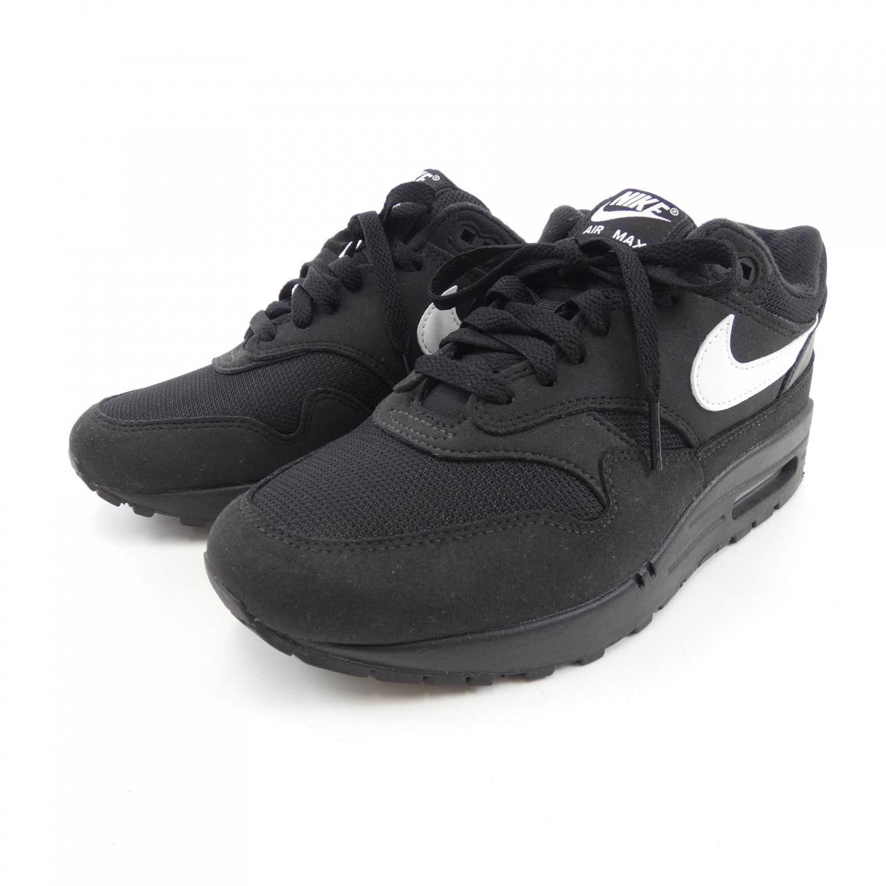 ナイキ NIKE スニーカー
