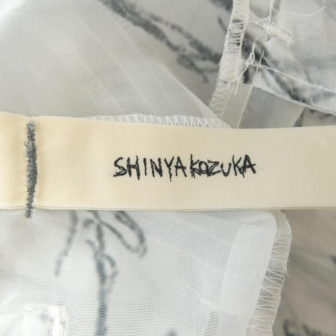 SHINYAKOZUKA スカート