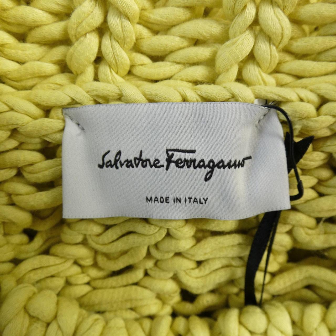 サルヴァトーレフェラガモ SALVATORE FERRAGAMO ワンピース