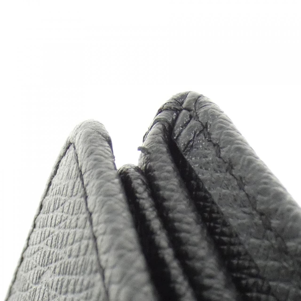 LOUIS VUITTON Taiga Portefeuille Magellan M30552 皮夾