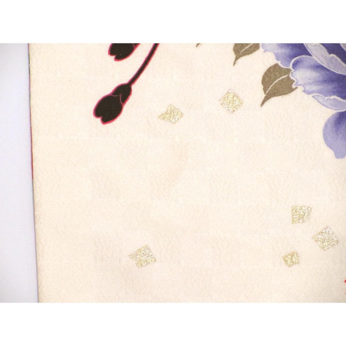 振袖　友禅金彩加工　刺繍入りボカシ染