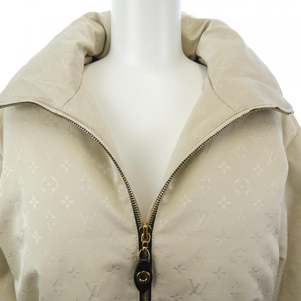 LOUIS VUITTON VUITTON down jacket