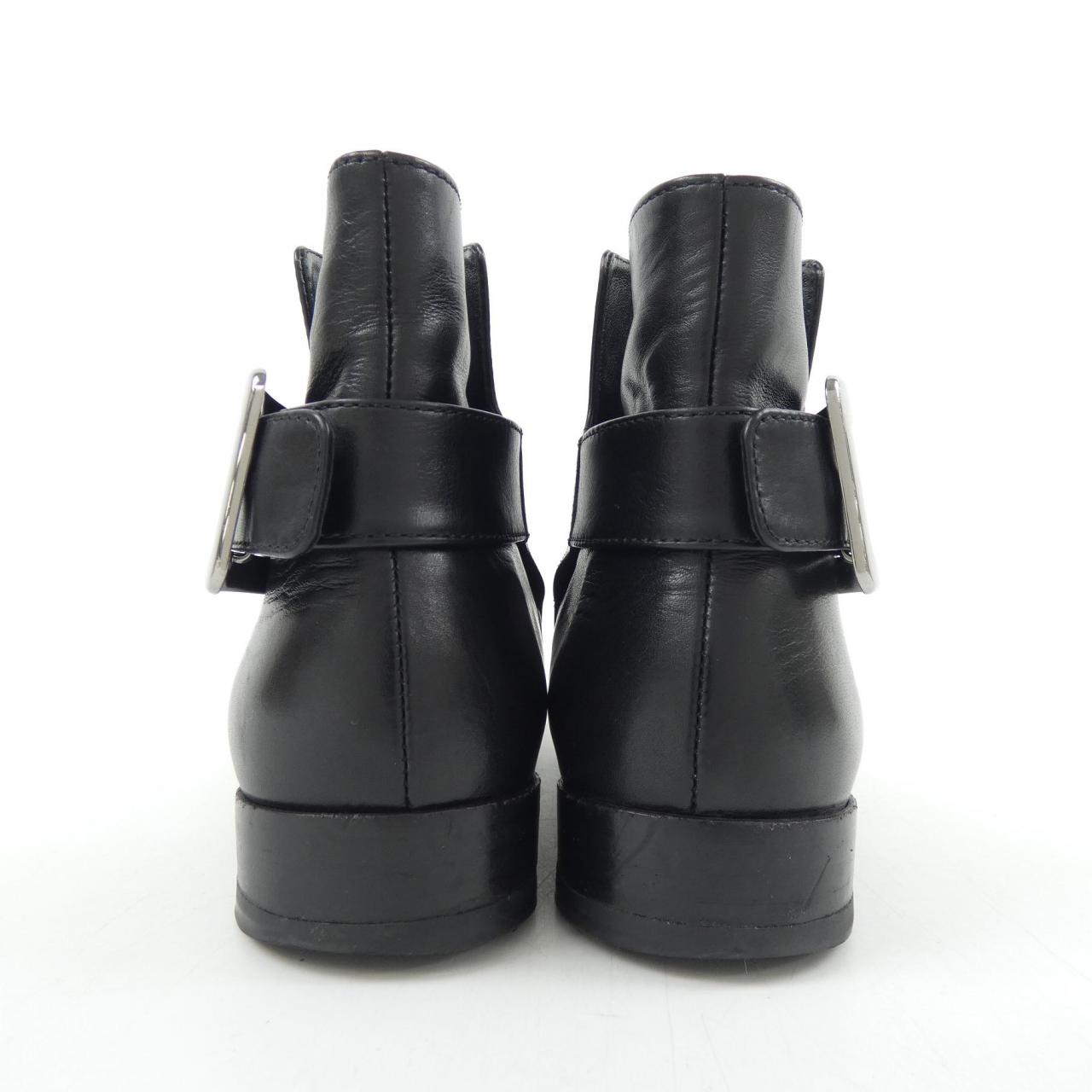 ロジェヴィヴィエ ROGER VIVIER ブーツ