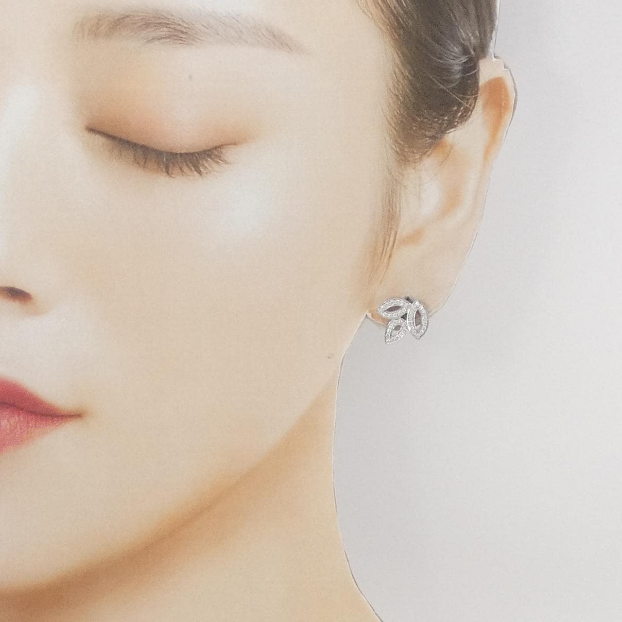 ハリーウィンストン リリークラスター ピアス