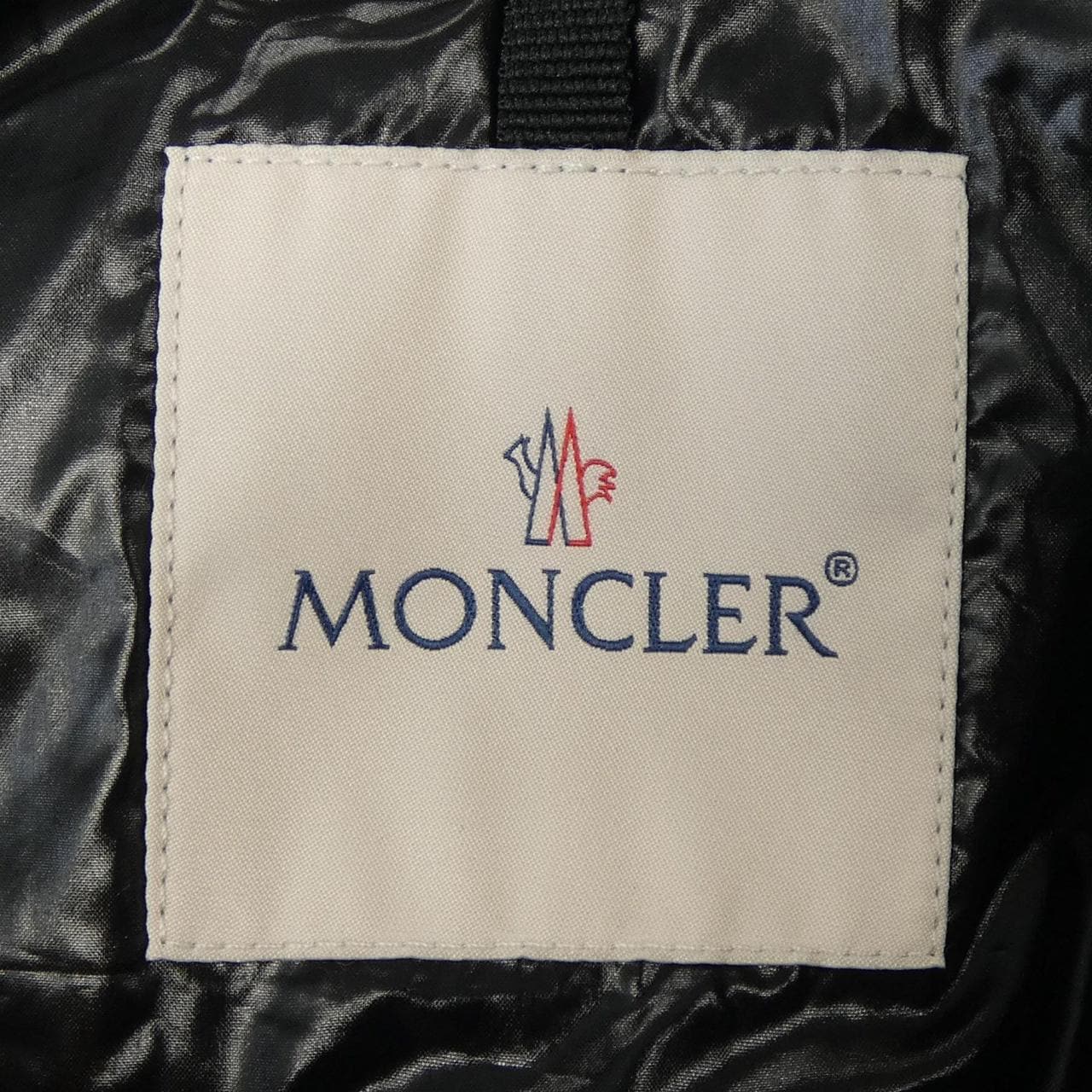 モンクレール MONCLER ダウンジャケット