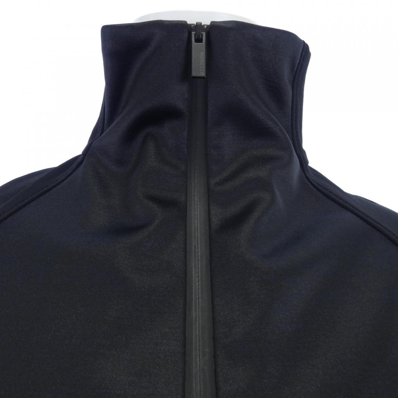 モンクレール MONCLER 10938G78600 ジャケット