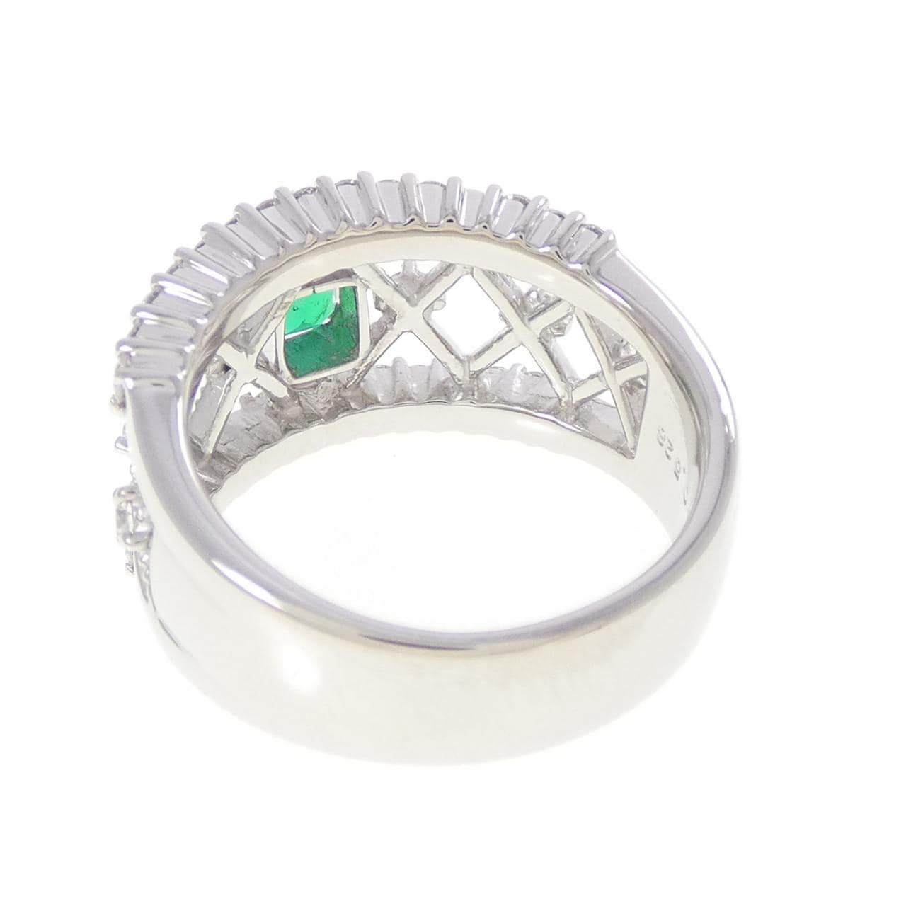 PT900 エメラルド リング 0.34CT