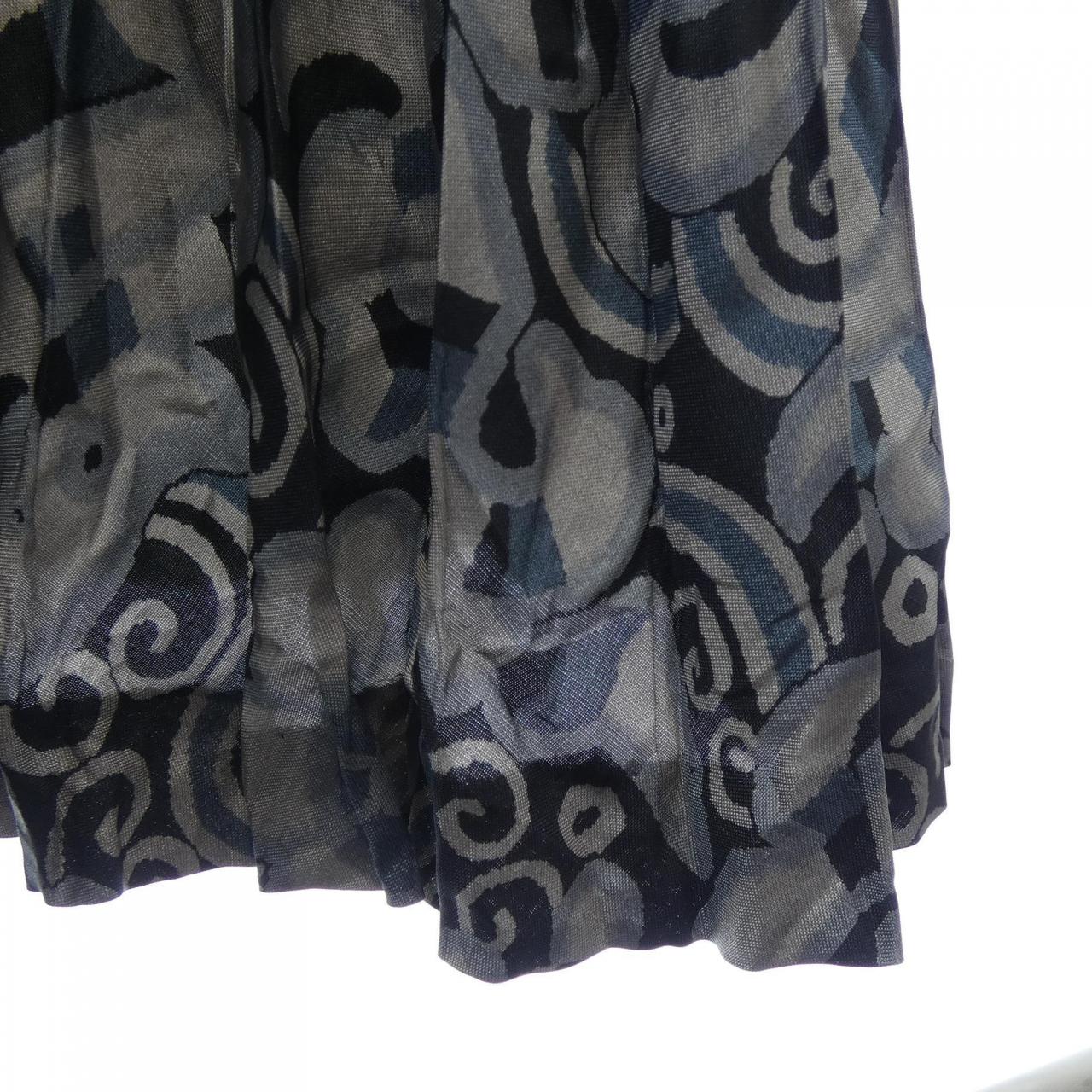 イッセイミヤケ ISSEY MIYAKE IM14FG949 スカート