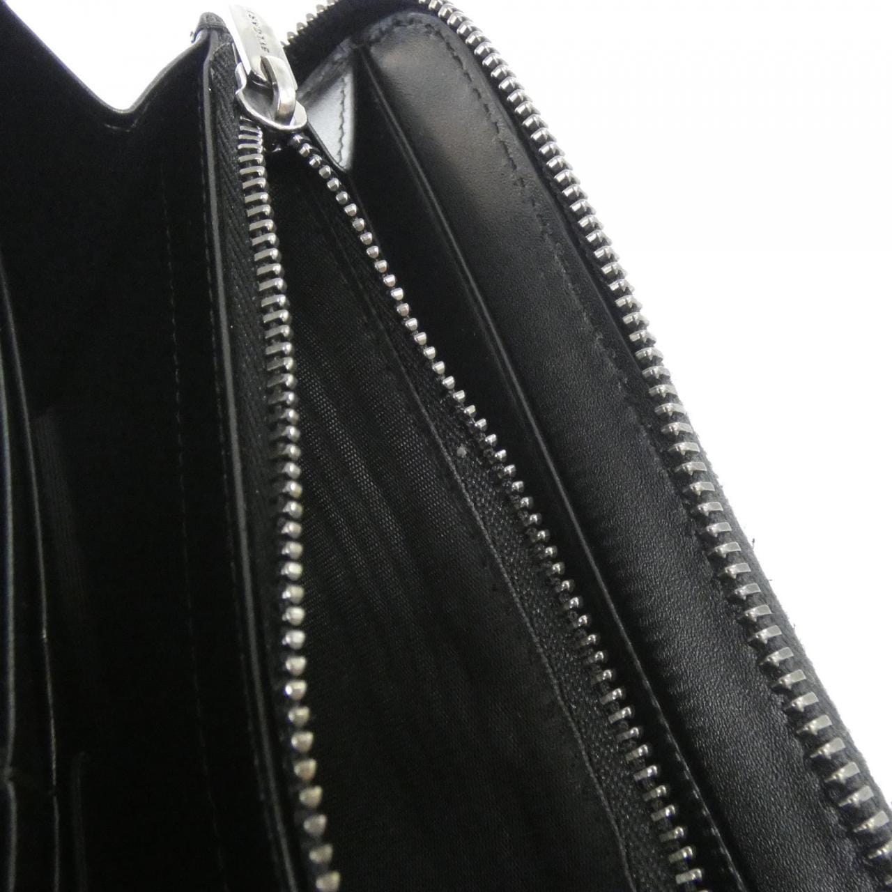 ブルガリ SERPENTI SCAGLIE MAN 282778 財布