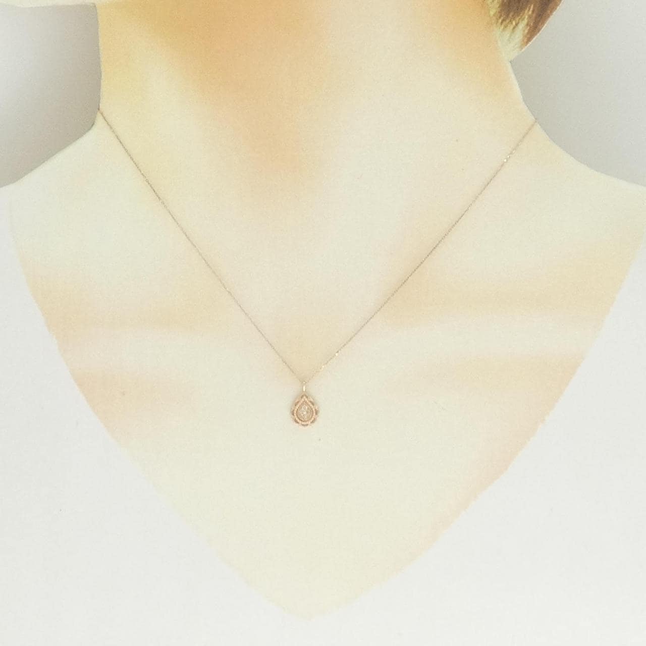 K10PG ダイヤモンド ネックレス 0.03CT