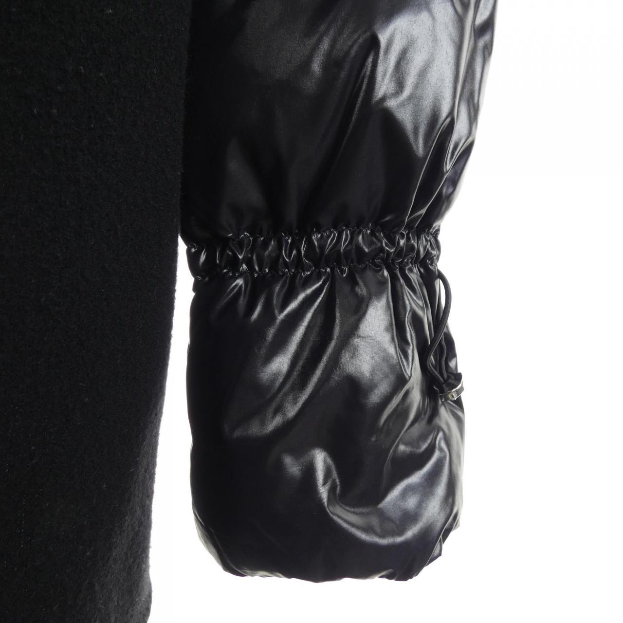 モンクレール MONCLER 20930081885 A0064 ダウンジャケット