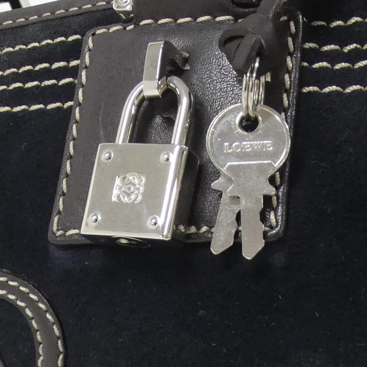 ロエベ アマソナ 311 86 001 バッグ