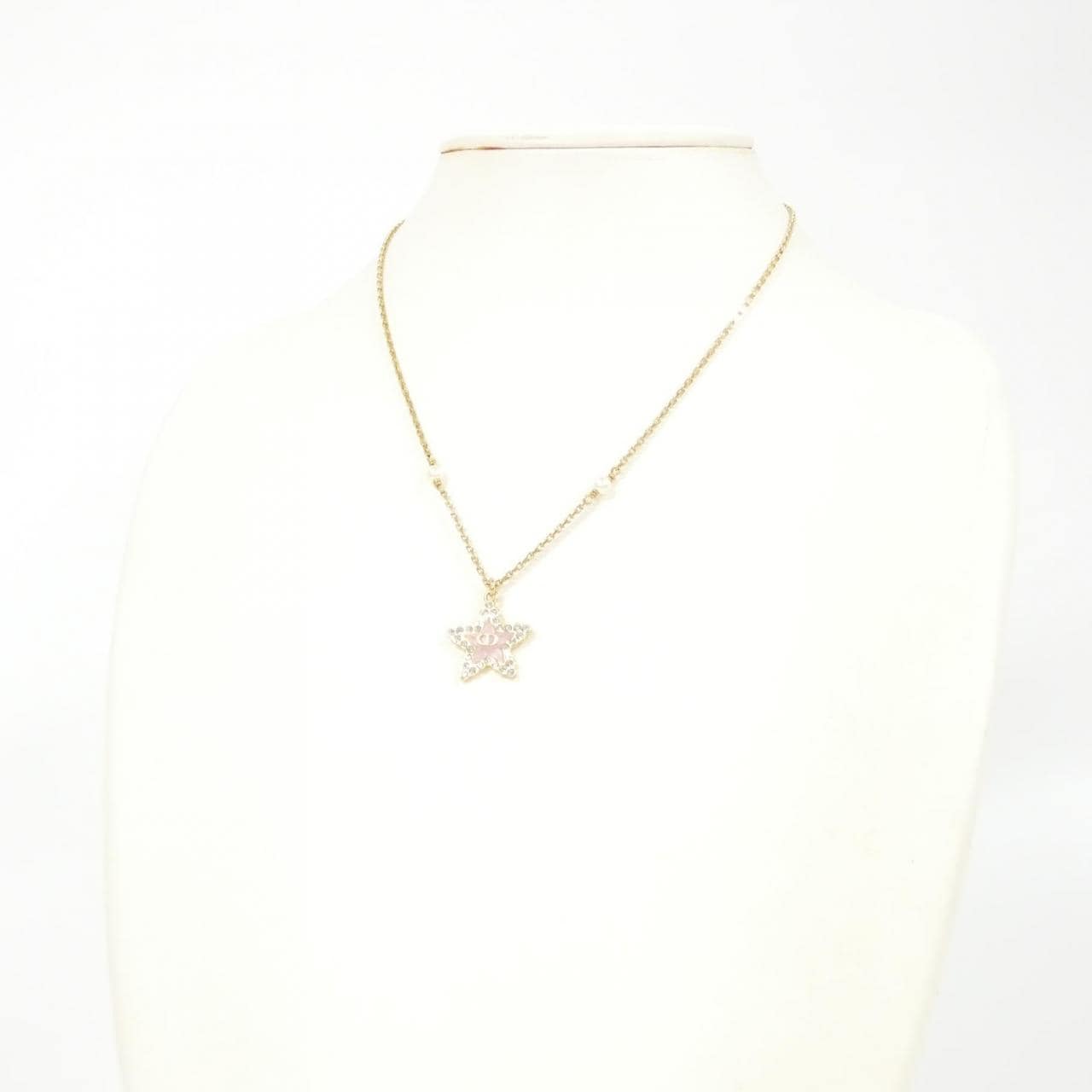 クリスチャンディオール PETIT CD LUCKY BAROQUE N3555WOMCY ネックレス