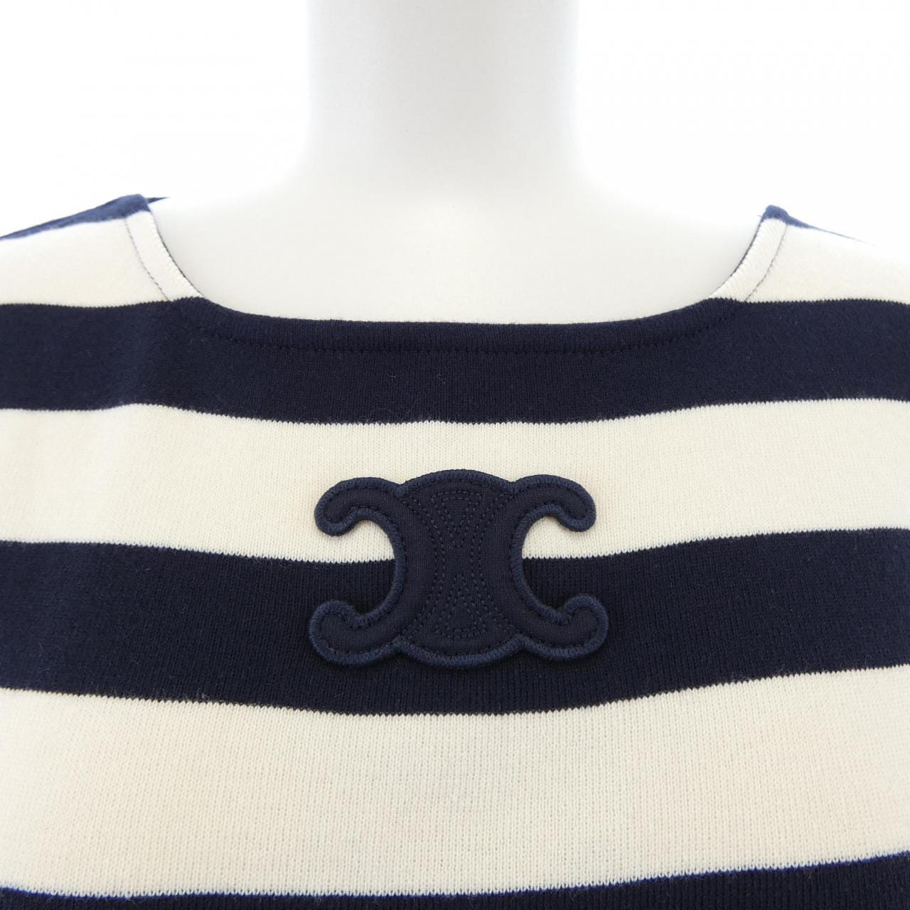 セリーヌ CELINE トリオンフ TRIOMPHE 2X47NA040 トップス