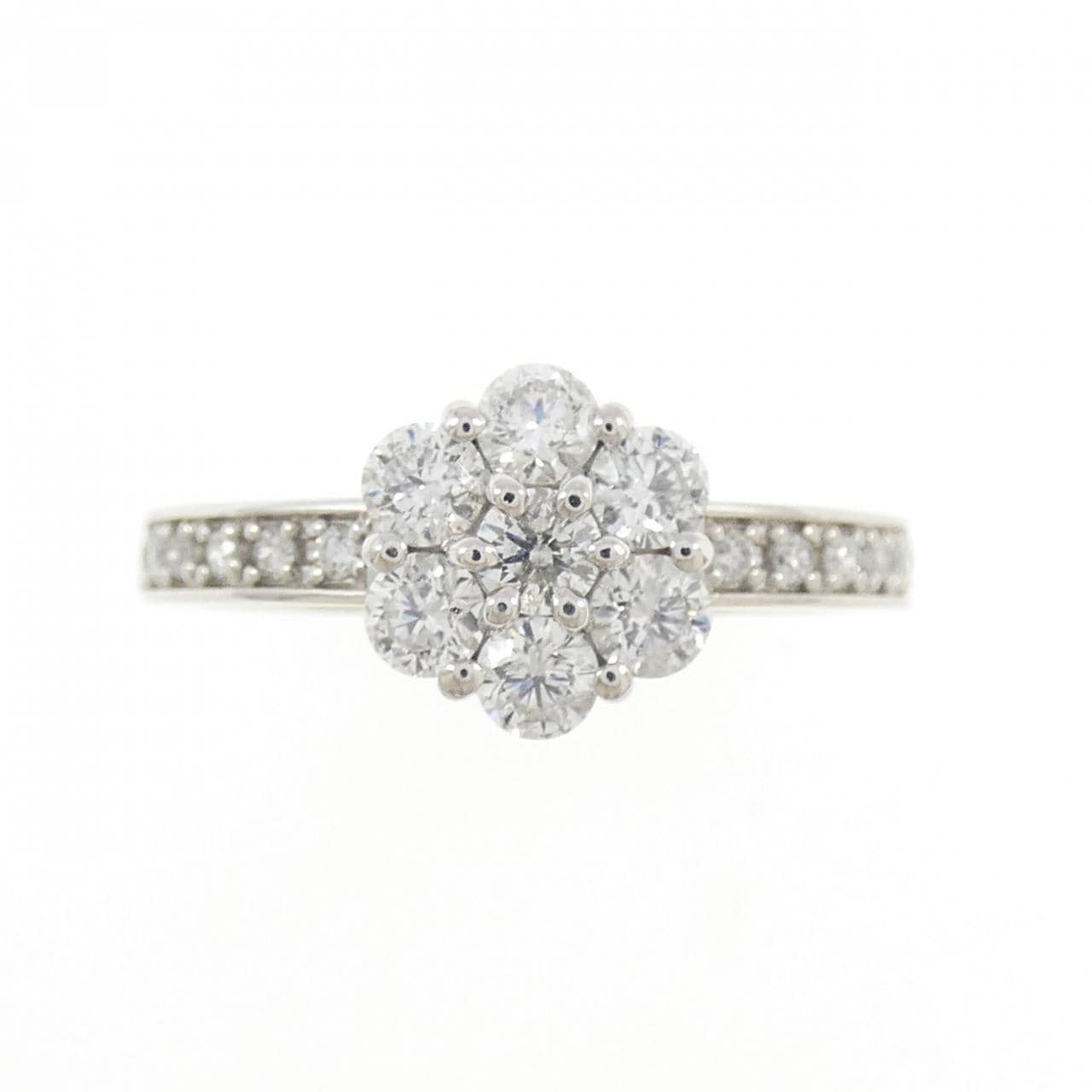 PT900 フラワー ダイヤモンド リング 0.65CT