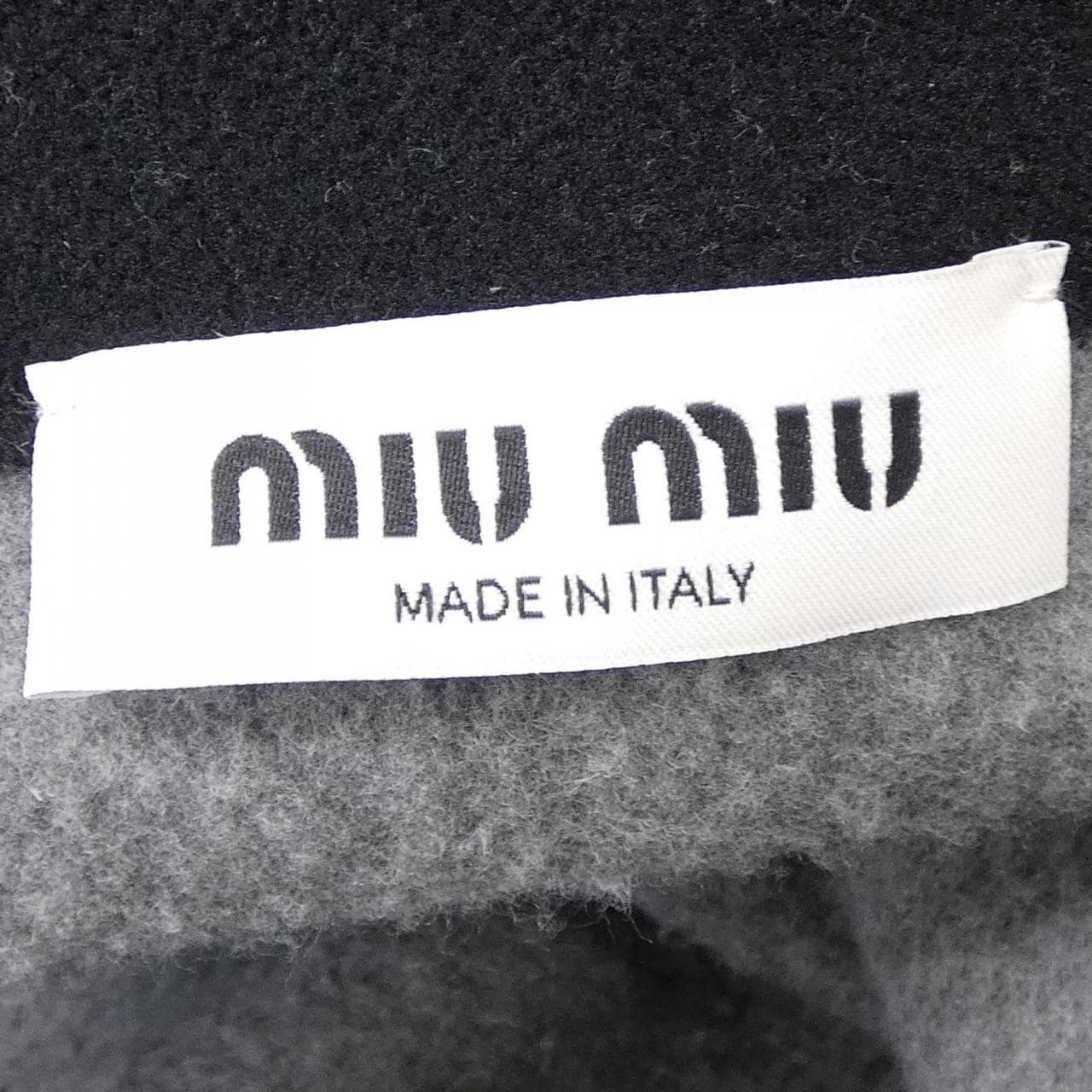 ミュウミュウ MIU MIU コットンフリースクロップドスウェットシャツ MIU MIU ロゴ MJL042 SOOO 15V3 ブルゾン