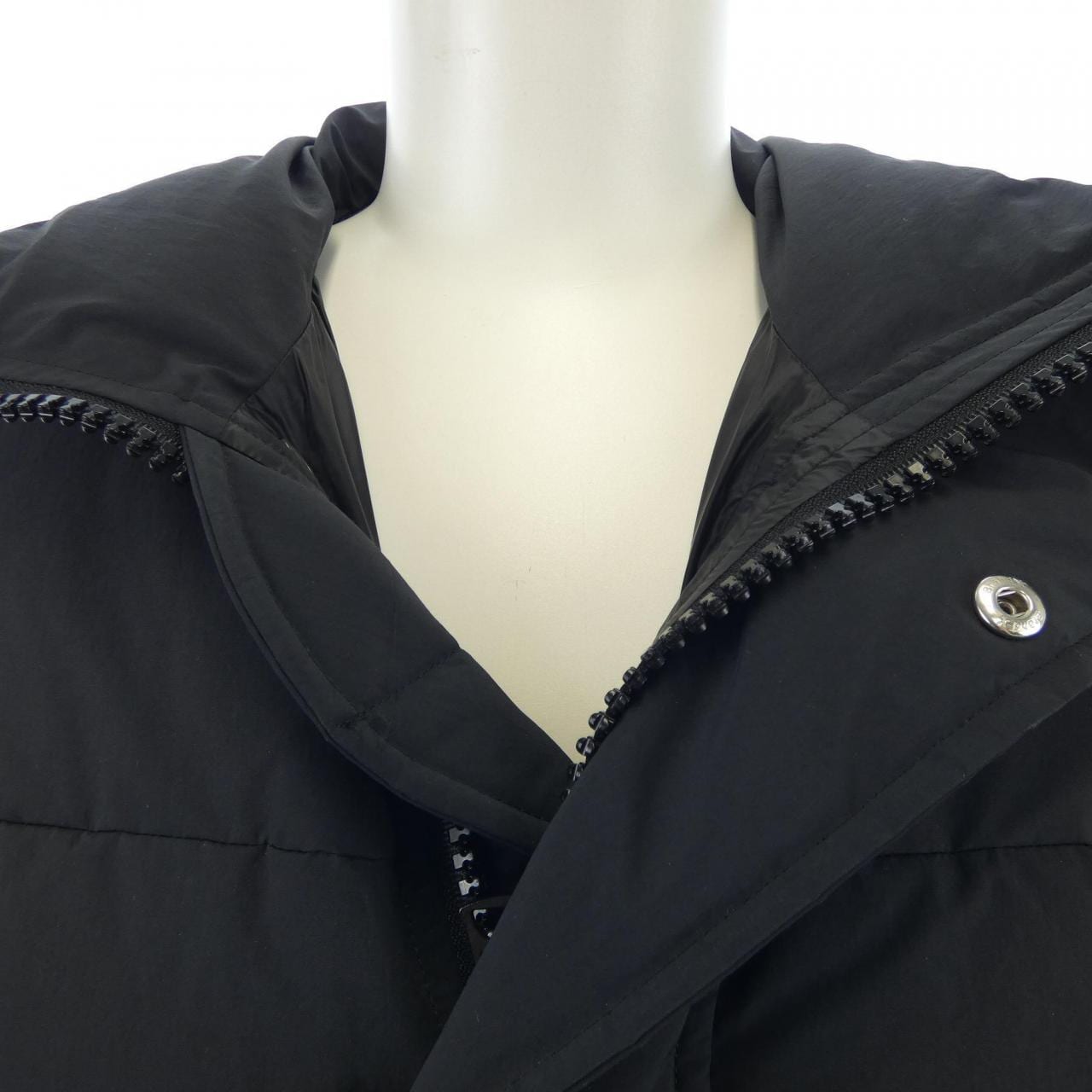 サカイ SACAI ダウンジャケット