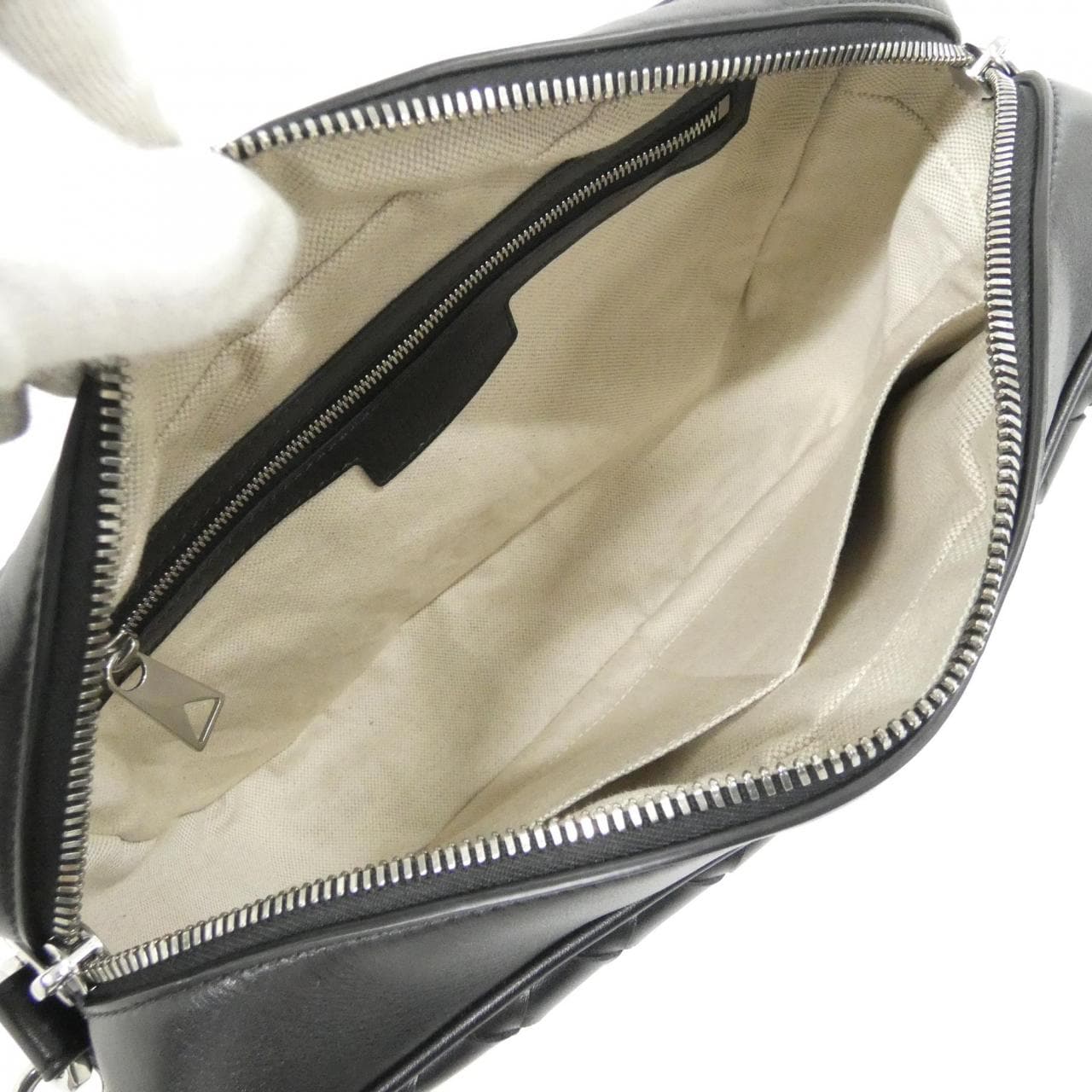 ボッテガヴェネタ 755925 V2HL1 ショルダーバッグ