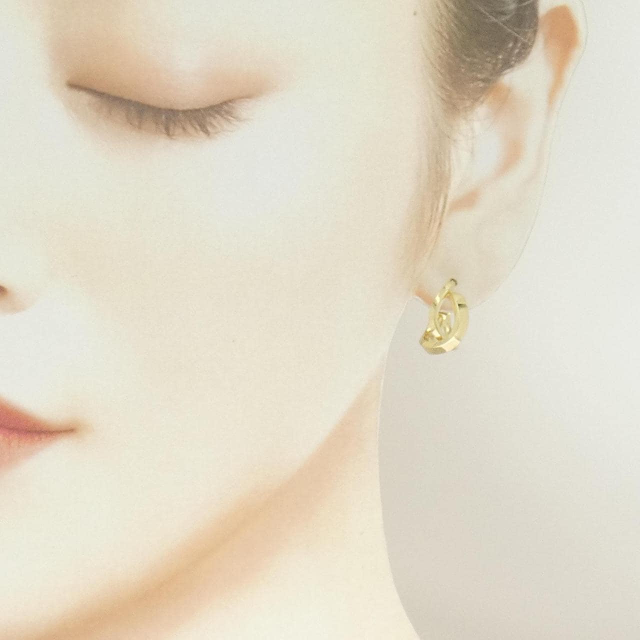 ウノアエレ 750YG ピアス