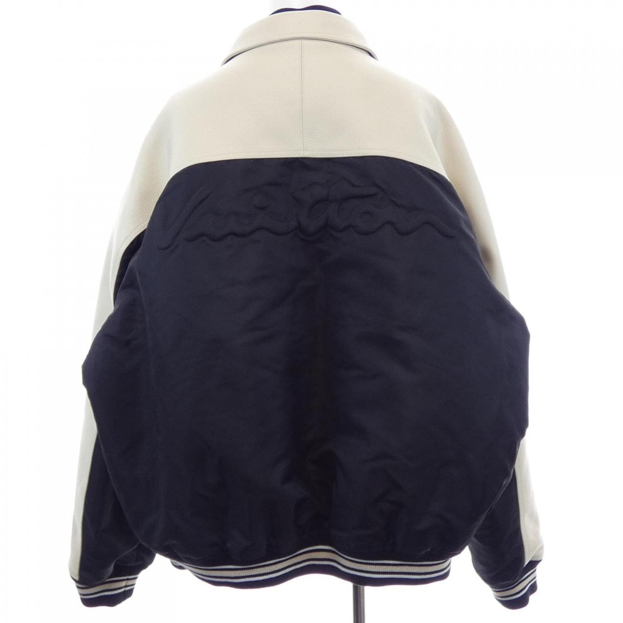ルイヴィトン LOUIS VUITTON HQL02EBQV スタジャン