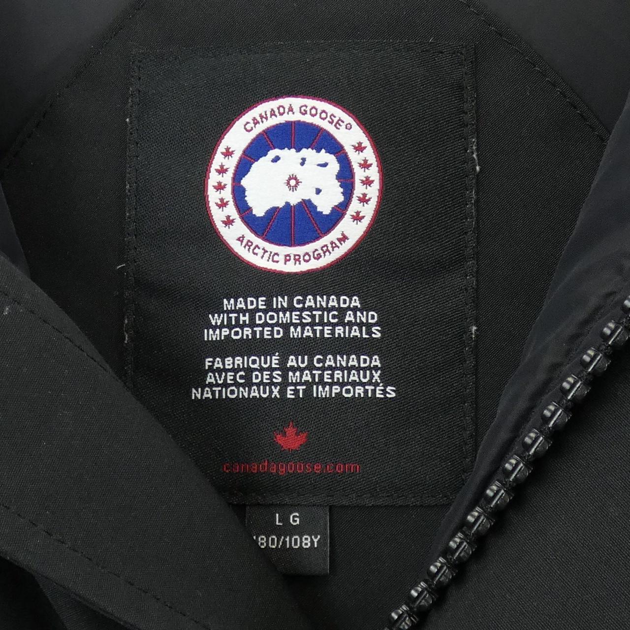 カナダグース CANADA GOOSE ダウンジャケット