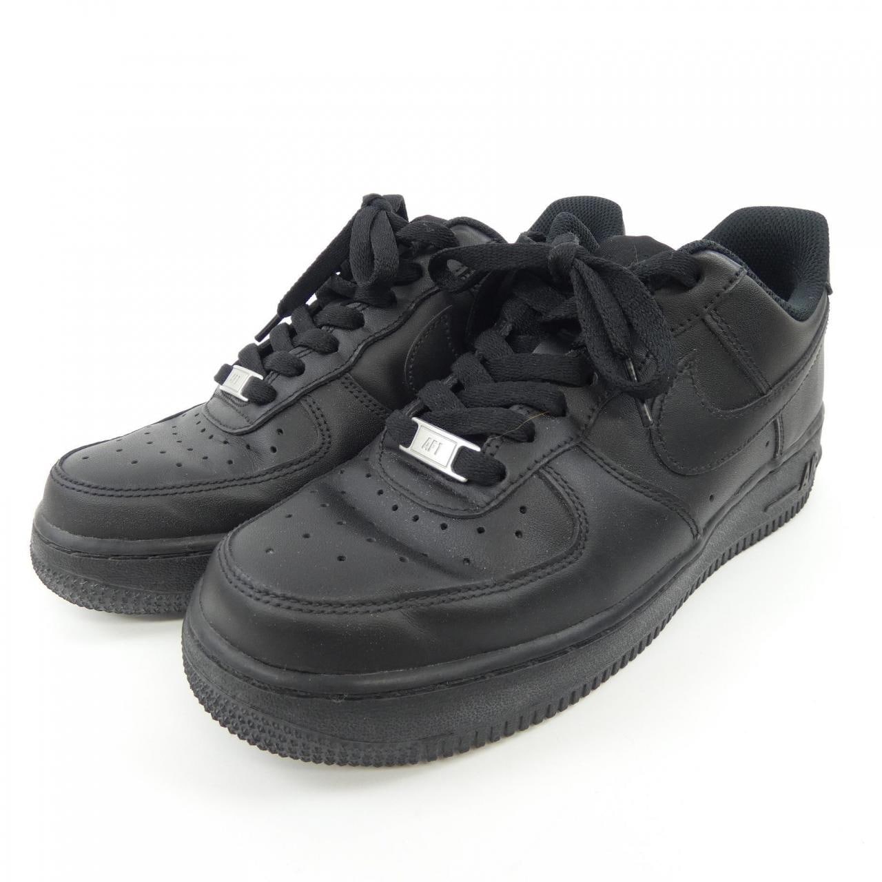 ナイキ NIKE スニーカー
