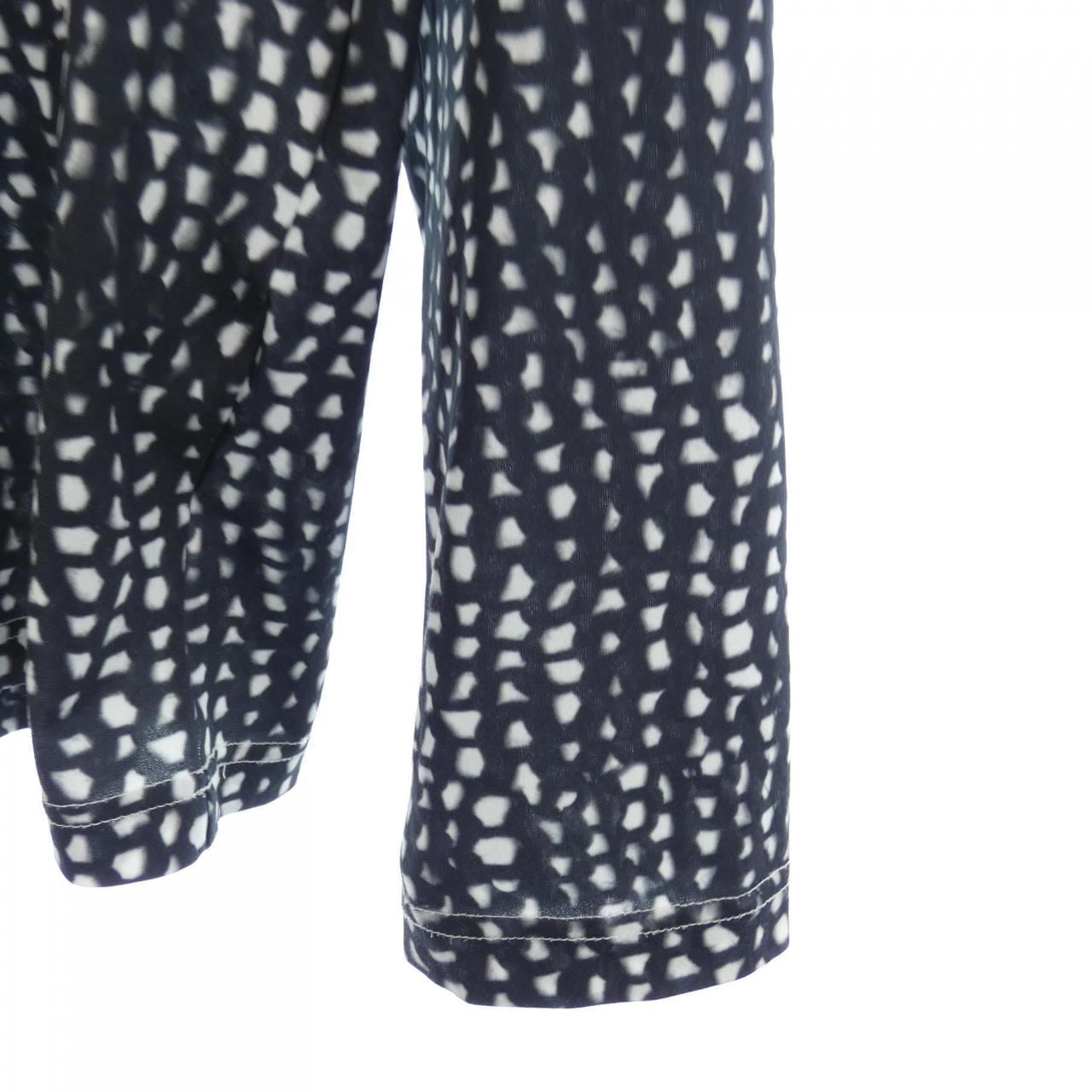 コムデギャルソン COMME des GARCONS GN-T048 トップス